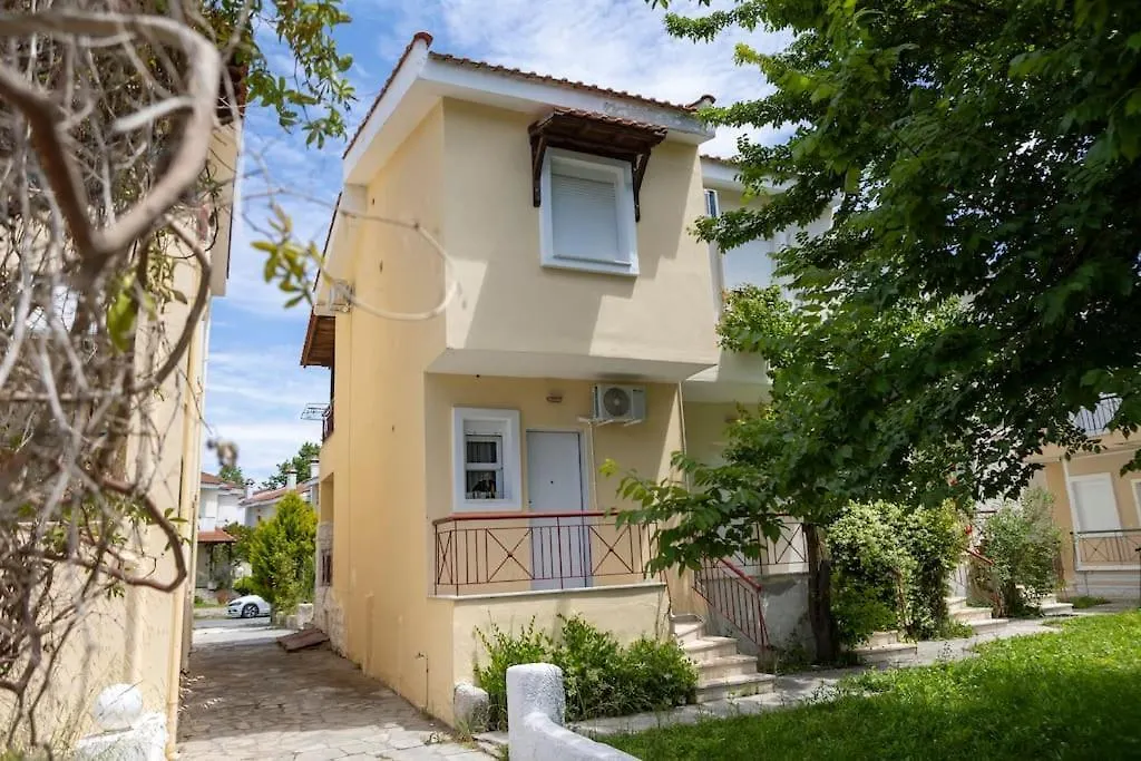 Emerald Family Maisonette Villa Siviri 0*,